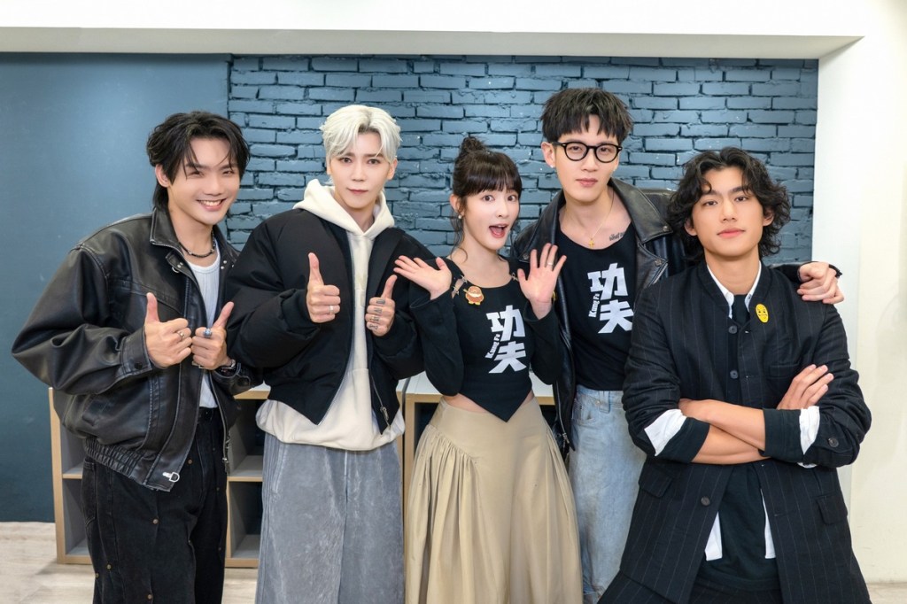 Bii畢書盡和徐暐翔獻唱〈想要保護的〉！合體電影主角柯震東、王淨和朱軒洋