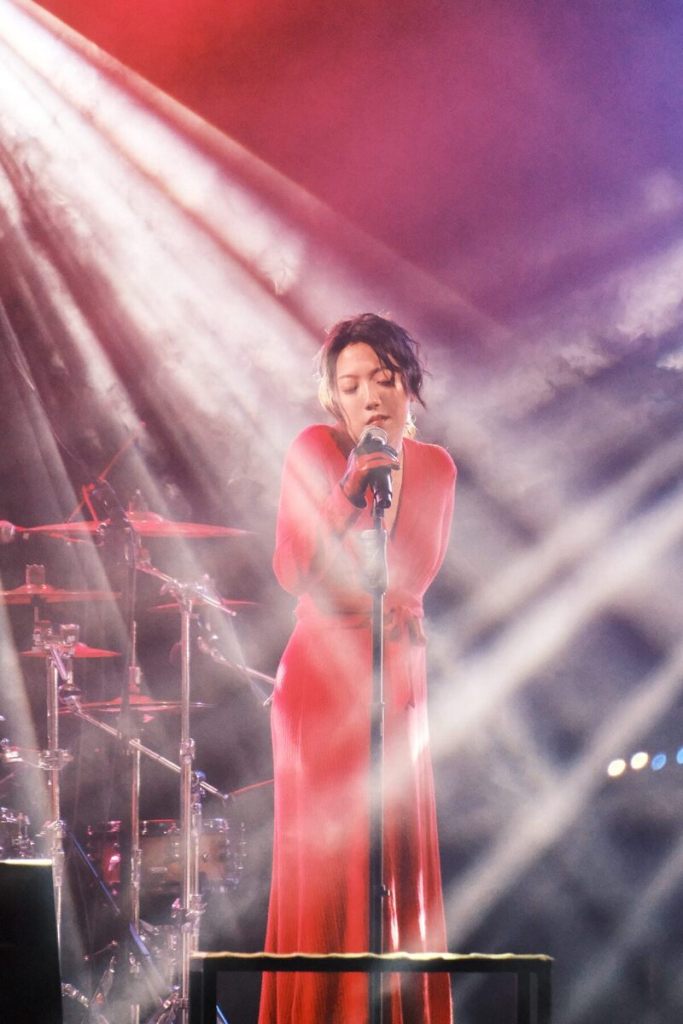 李竺芯感性表示2025年對我來說是豐收的一年。（圖：果核音樂玫瑰森林農場）