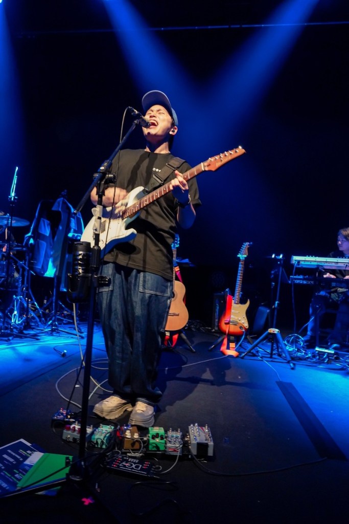 陳以恆演唱「憤怒」新歌〈三杯雞〉（圖_ 持之音 提供）