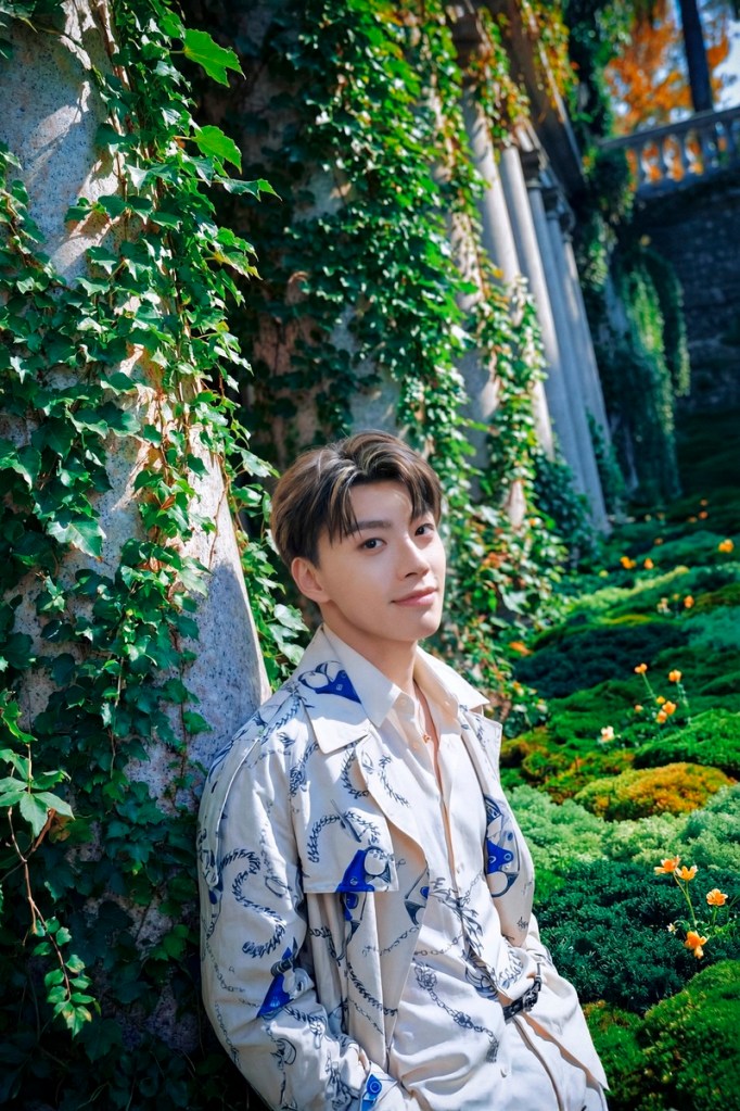 黃文廷再推出個人單曲〈花一開就相愛吧〉(照片提供:索尼音樂)