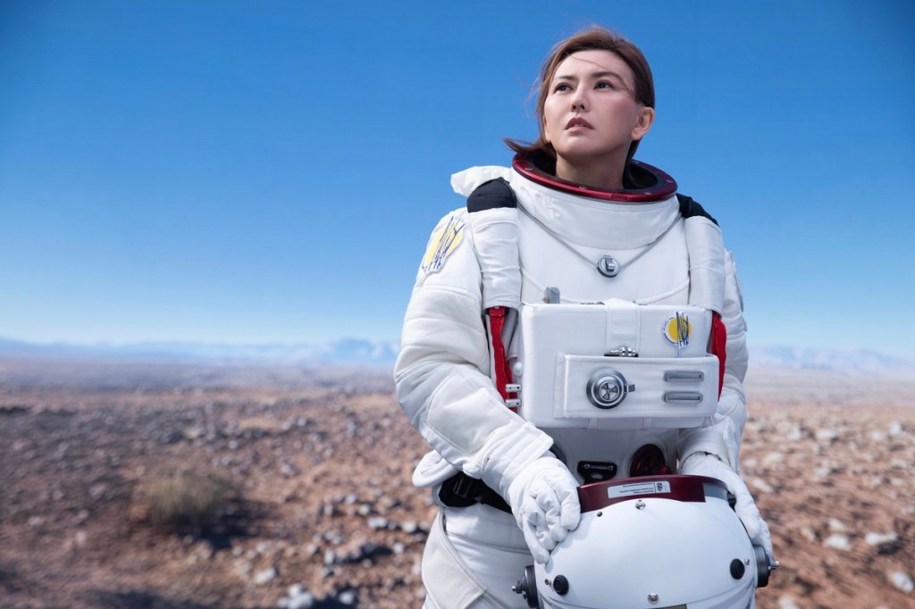 孫燕姿推出全新姿態單曲〈飛瀑而下〉(照片提供:Make Music)