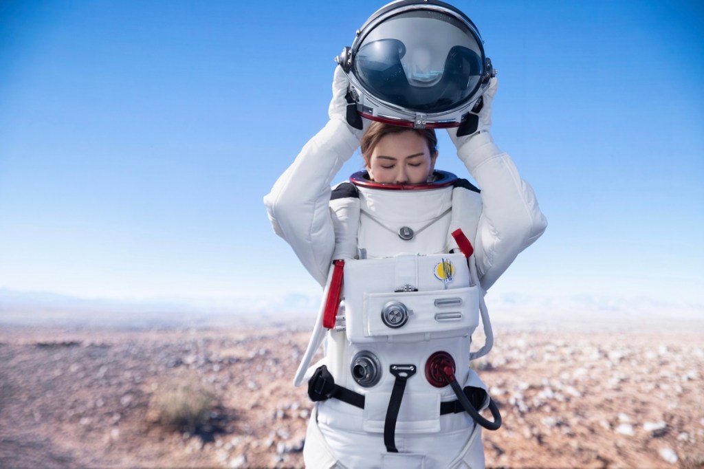 孫燕姿推出全新姿態單曲〈飛瀑而下〉(照片提供:Make Music)