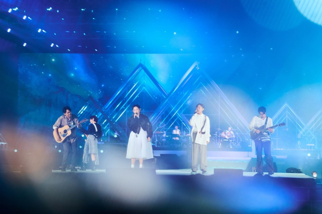 蘇打綠受好友王菀之邀請睽違十六年再度同台舉辦《王菀之 x 蘇打綠 LIVE IN HONG KONG》慈善演唱