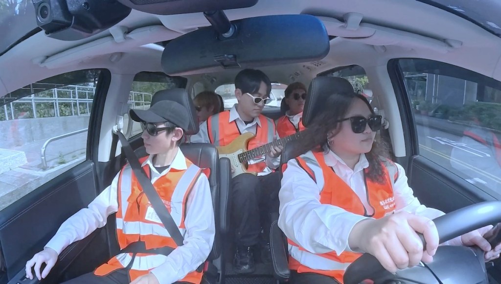 鯊魚煙囪〈轉角遇見愛〉MV (照片提供:鯊魚煙囪)