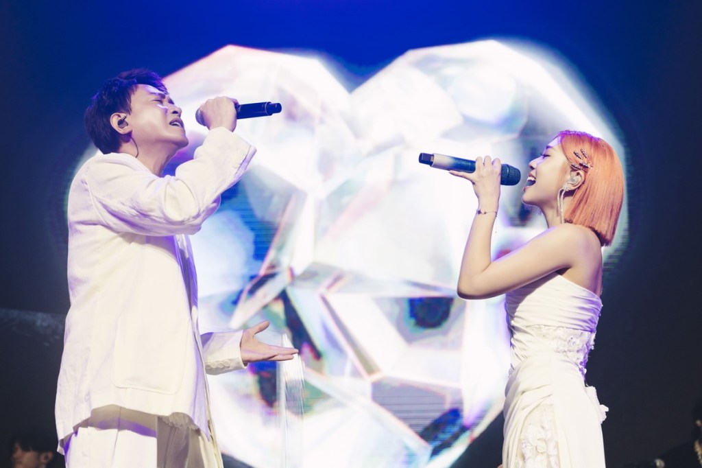 艾薇Ivy全新巡演唱進台中！邀王識賢擔任嘉賓、合體邱鋒澤與吳霏