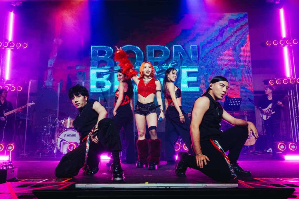 艾薇《BORN TO BE BRAVE》巡演唱進台中