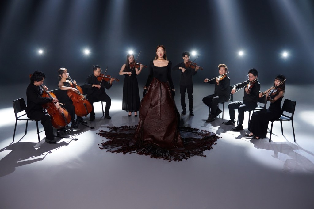 A-Lin出道20週年巡演主題曲〈繞路〉！MV邀楊謹華、賴雅妍和曾敬驊演出