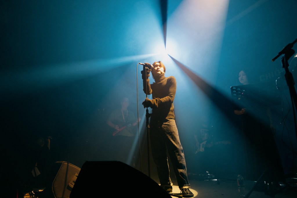 台語創作新星昭霖首發專輯《夢中相見》！登大港開唱演出獲好評