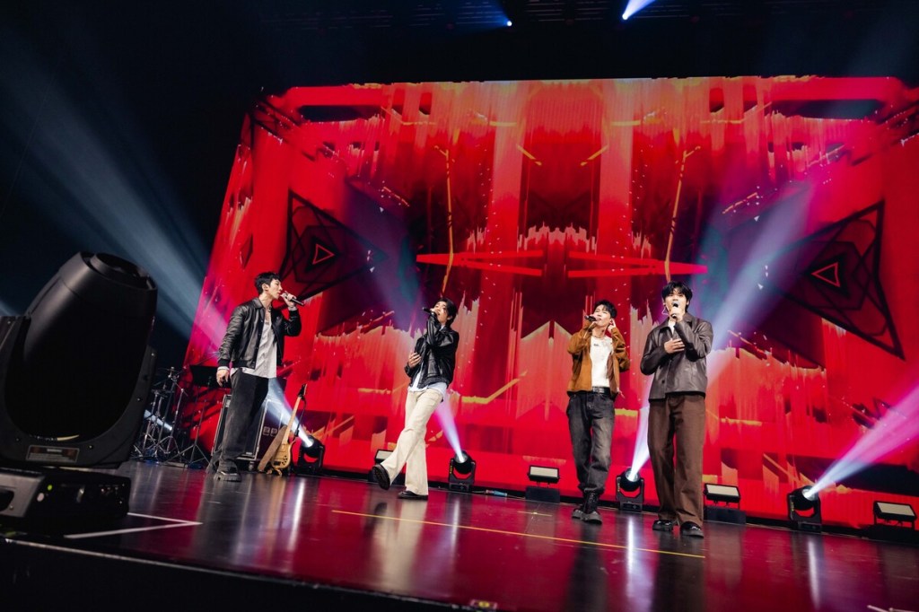 張哲偉（左起）、陳峻廷、洪言翔和羅章恩深情演唱。（圖／量籽計畫提供）