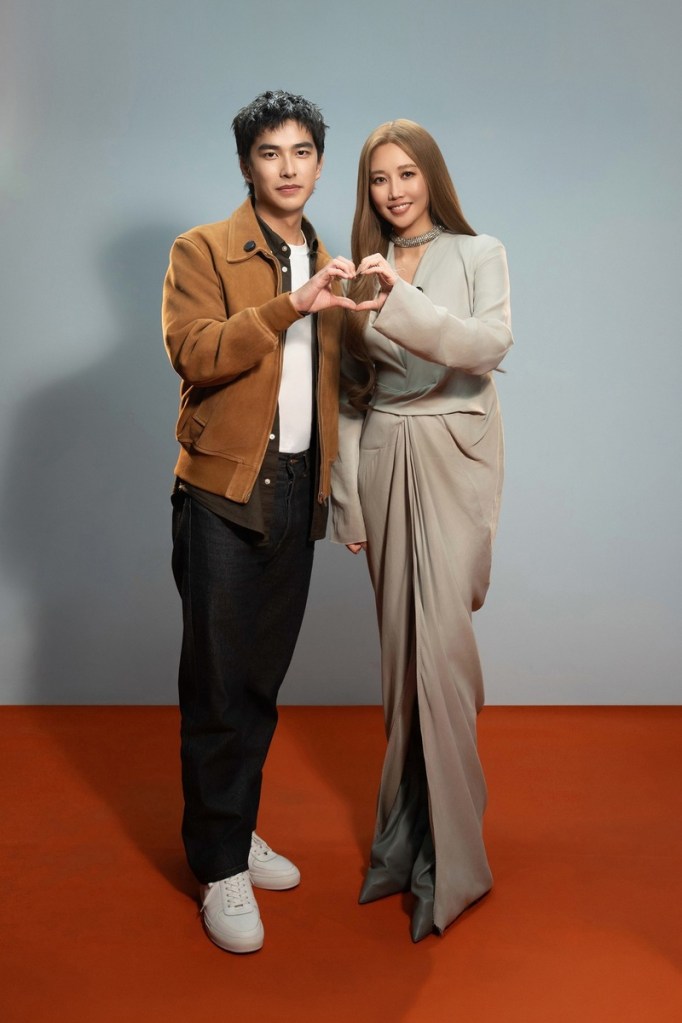 曾敬驊(左起)、 A-Lin