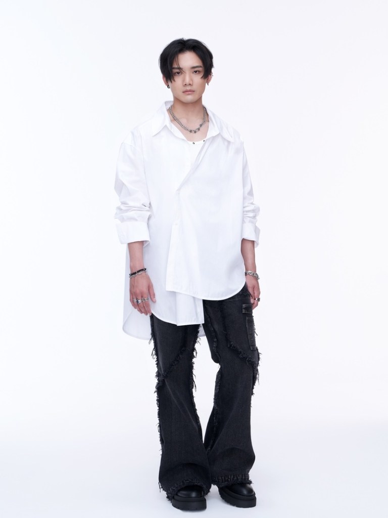 徐暐翔為影集《向流星許願的我們》演唱插曲〈走到和你說好的地方〉(照片提供:索尼音樂)