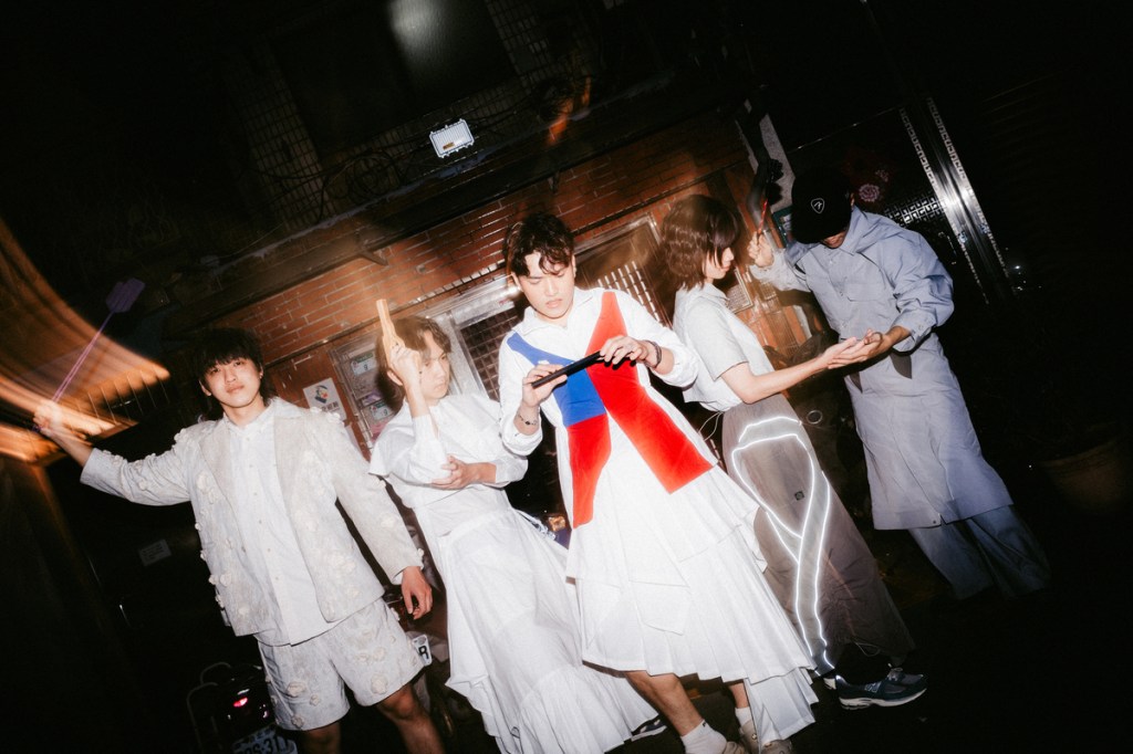 RIK 再推新單曲〈買泥應該ㄅ算亂花錢ㄅ〉！9月將發全新專輯