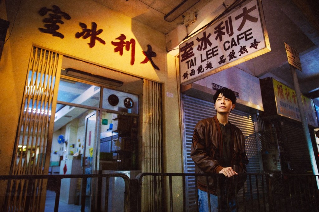 韋禮安發行個人首支粵語單曲〈毫無代價唱我自己的歌〉(照片提供:索尼音樂)
